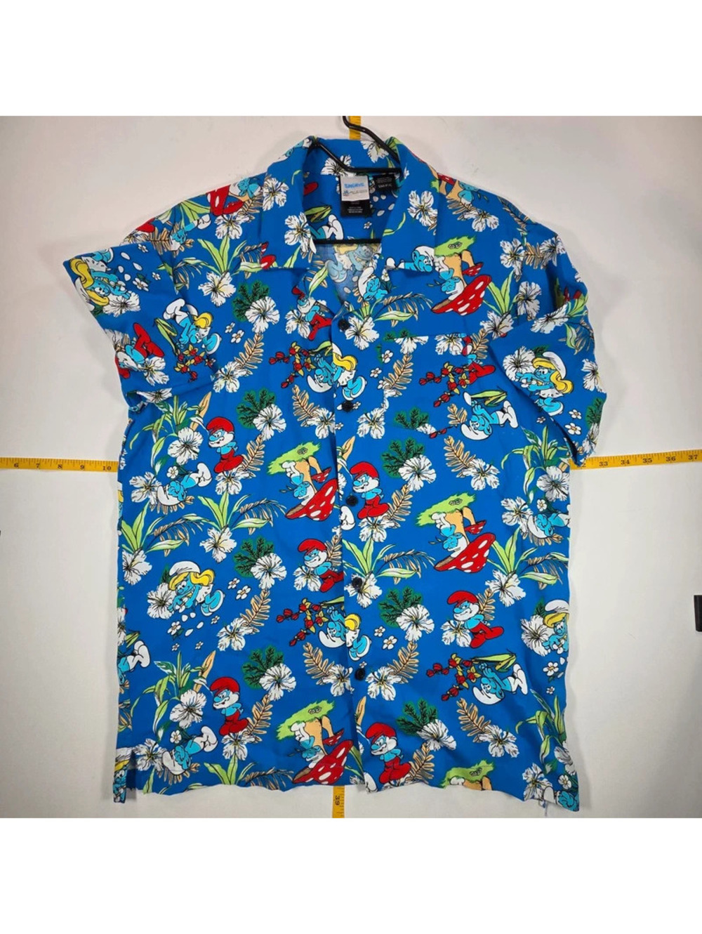 Smurfs Men's Tropical Pattern Graphic Shirt small